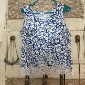 Elegant patterned cold water creek top